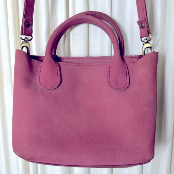 Portland Leather Goods Foxglove Small Raindrop Crossbody with zipper - Picture 2 of 8